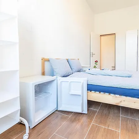 Yellow - Simple -- Olma Messen & Autobahn 1 Min, Hsg 6 Min, Spital 7min, Guenstige Parkplaetze منزل للإقامة *