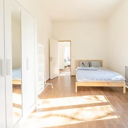 Yellow - Simple -- Olma Messen & Autobahn 1 Min, Hsg 6 Min, Spital 7min, Guenstige Parkplaetze * St. Gallen