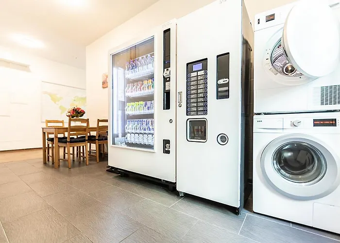 Yellow - Simple -- Olma Messen & Autobahn 1 Min, Hsg 6 Min, Spital 7min, Guenstige Parkplaetze Quarto em Acomodações Particulares