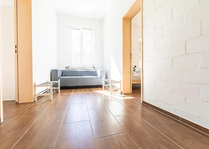 Quarto em Acomodações Particulares Yellow - Simple -- Olma Messen & Autobahn 1 Min, Hsg 6 Min, Spital 7min, Guenstige Parkplaetze